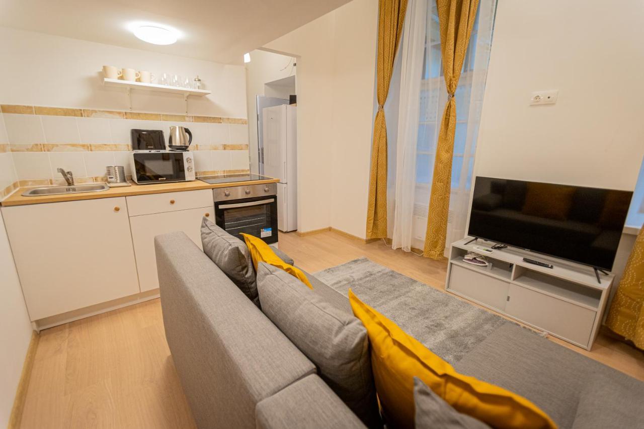 Cosy Downtown Flat In Budapest, Lisa Екстериор снимка