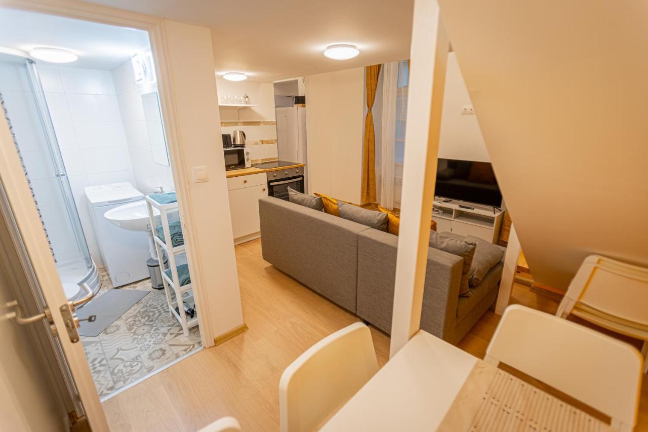 Cosy Downtown Flat In Budapest, Lisa Екстериор снимка